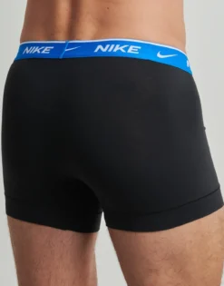 Trunks Nike