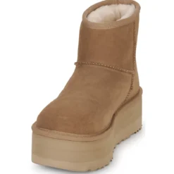 UGG Classic