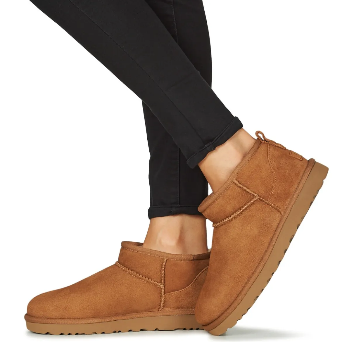 UGG CLASSIC ULTRA MINI