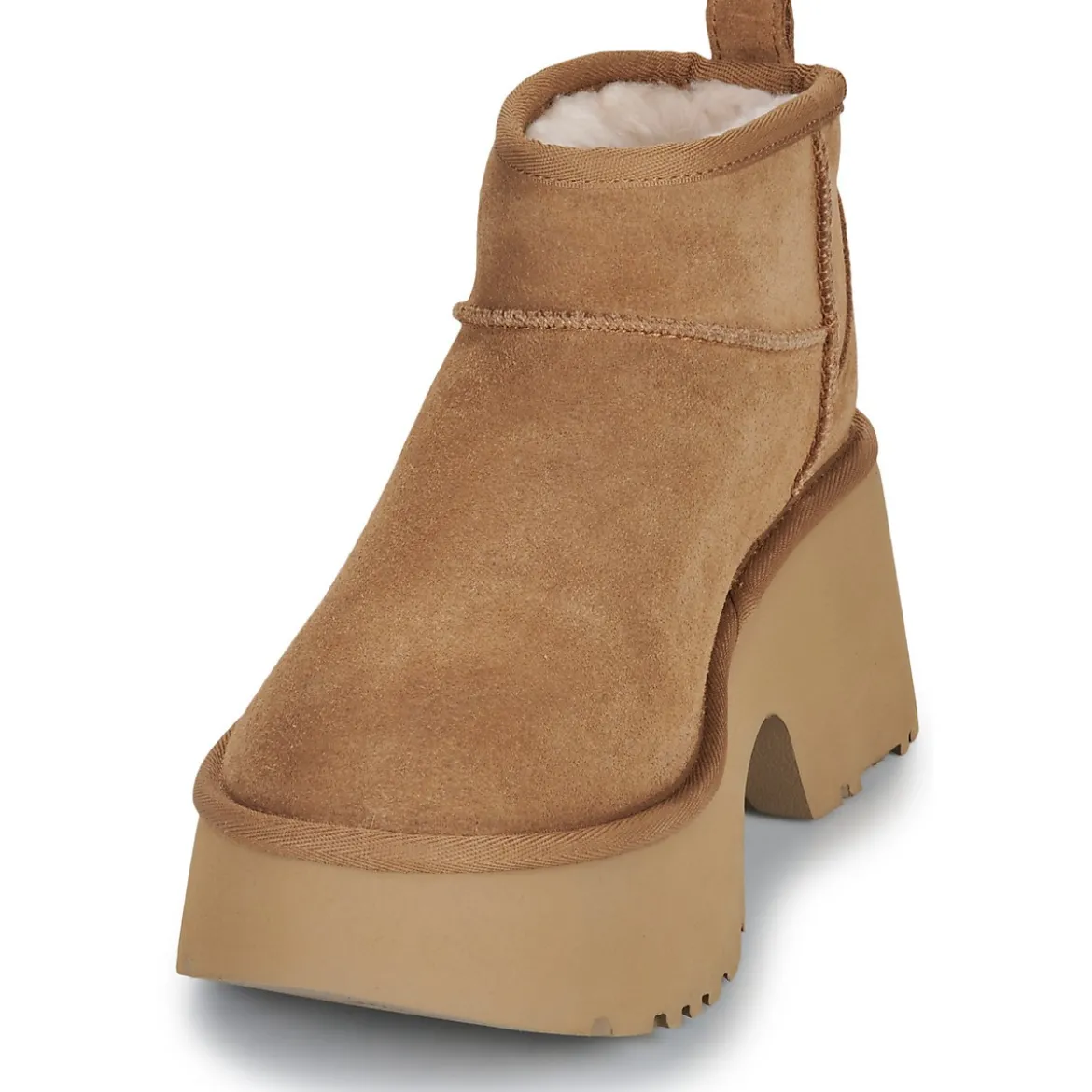 UGG CLASSIC ULTRA MINI