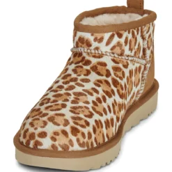 UGG CLASSIC ULTRA MINI