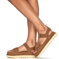 UGG GOLDENSTAR