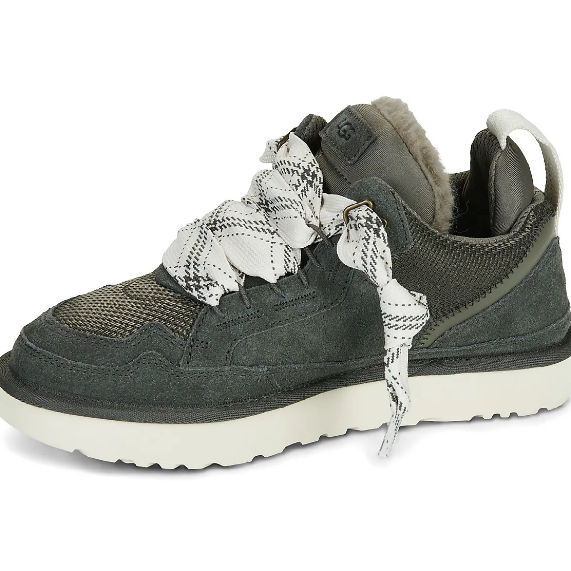 UGG LOWMEL