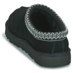 UGG TASMAN