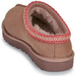 UGG TASMAN II