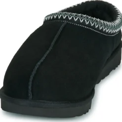 UGG TASMAN II