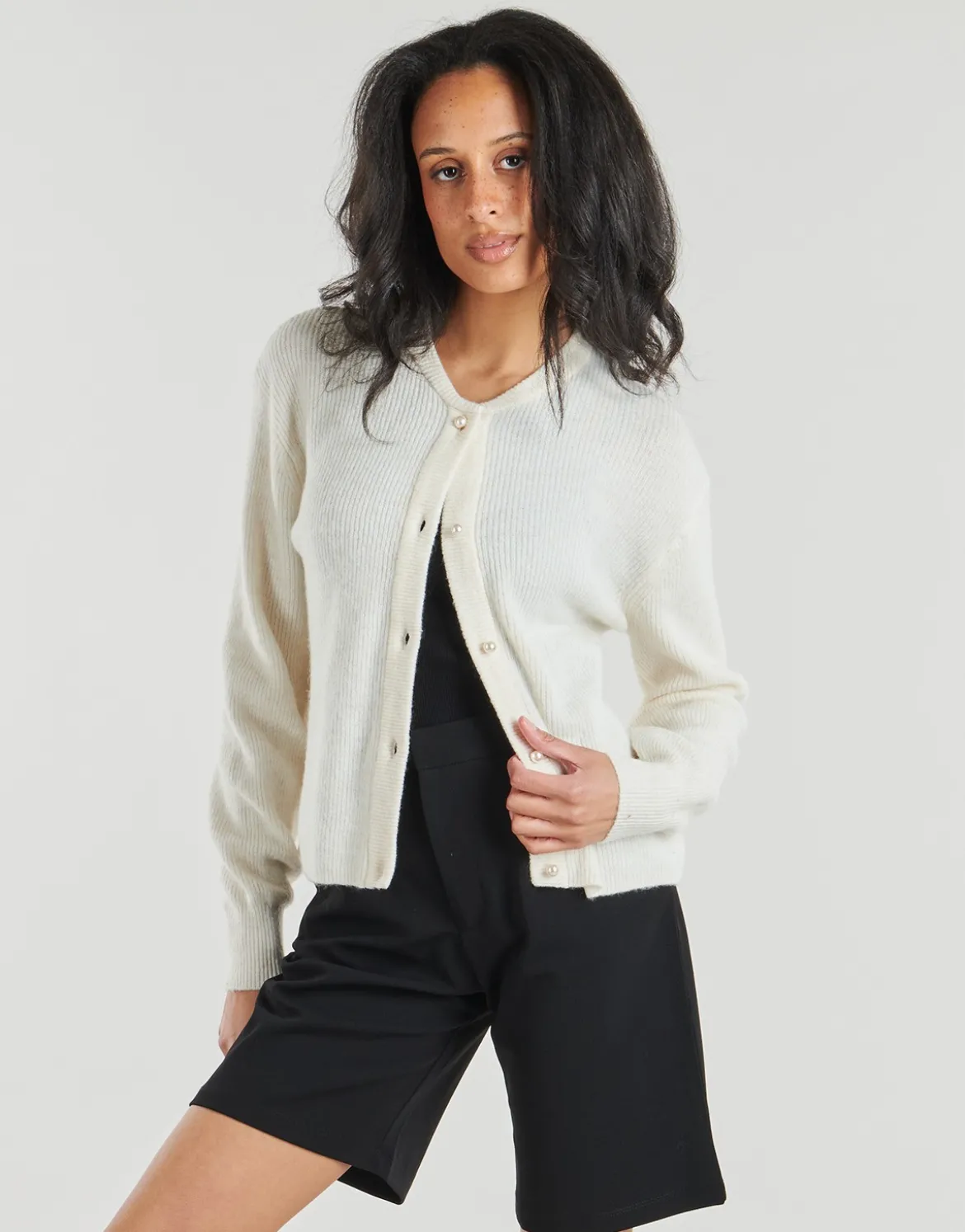 Veste / Cardigans JDY