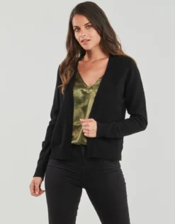 Veste / Cardigans Vila