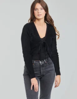 Veste / Cardigans Yurban