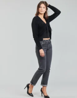 Veste / Cardigans Yurban